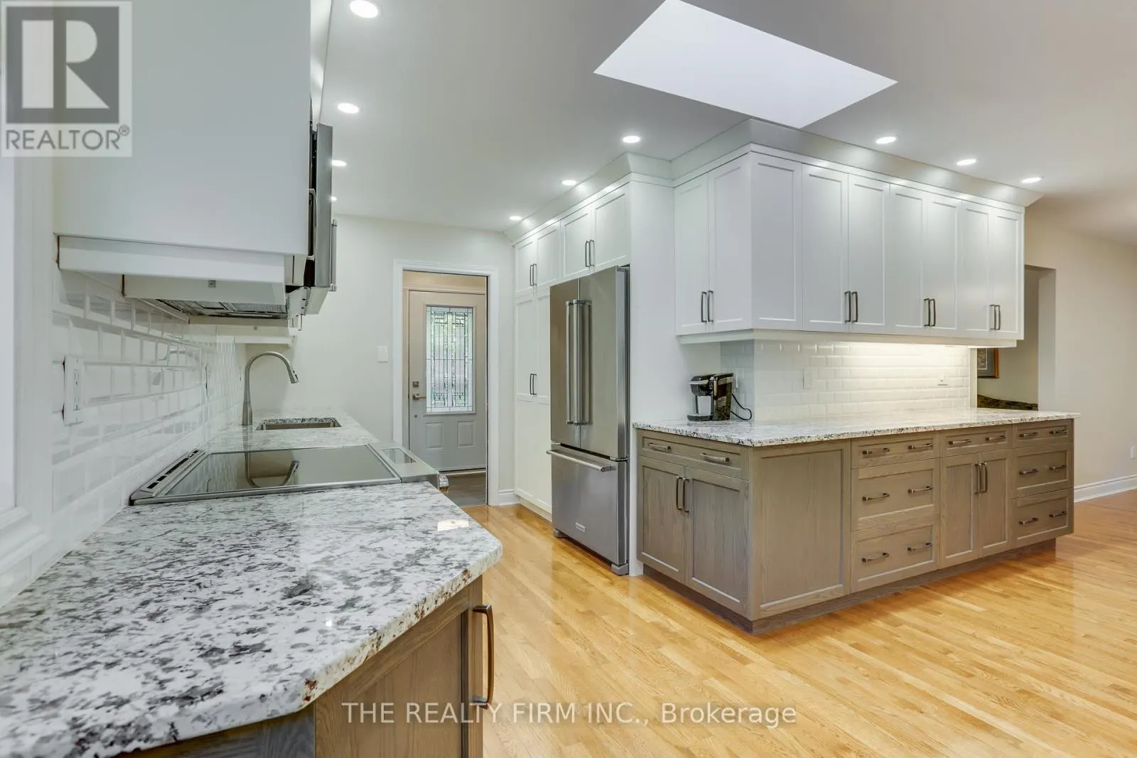 83 FAIRLANE ROAD