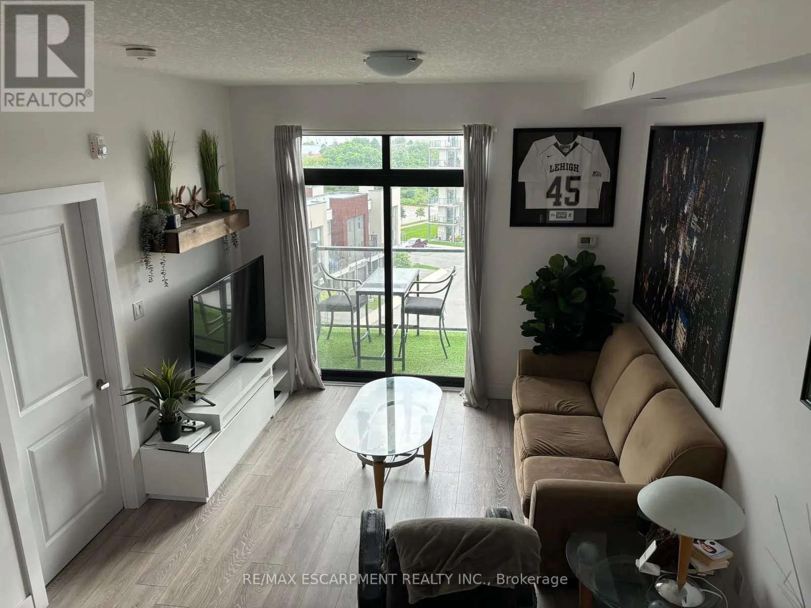 625 - 101 SHOREVIEW PLACE
