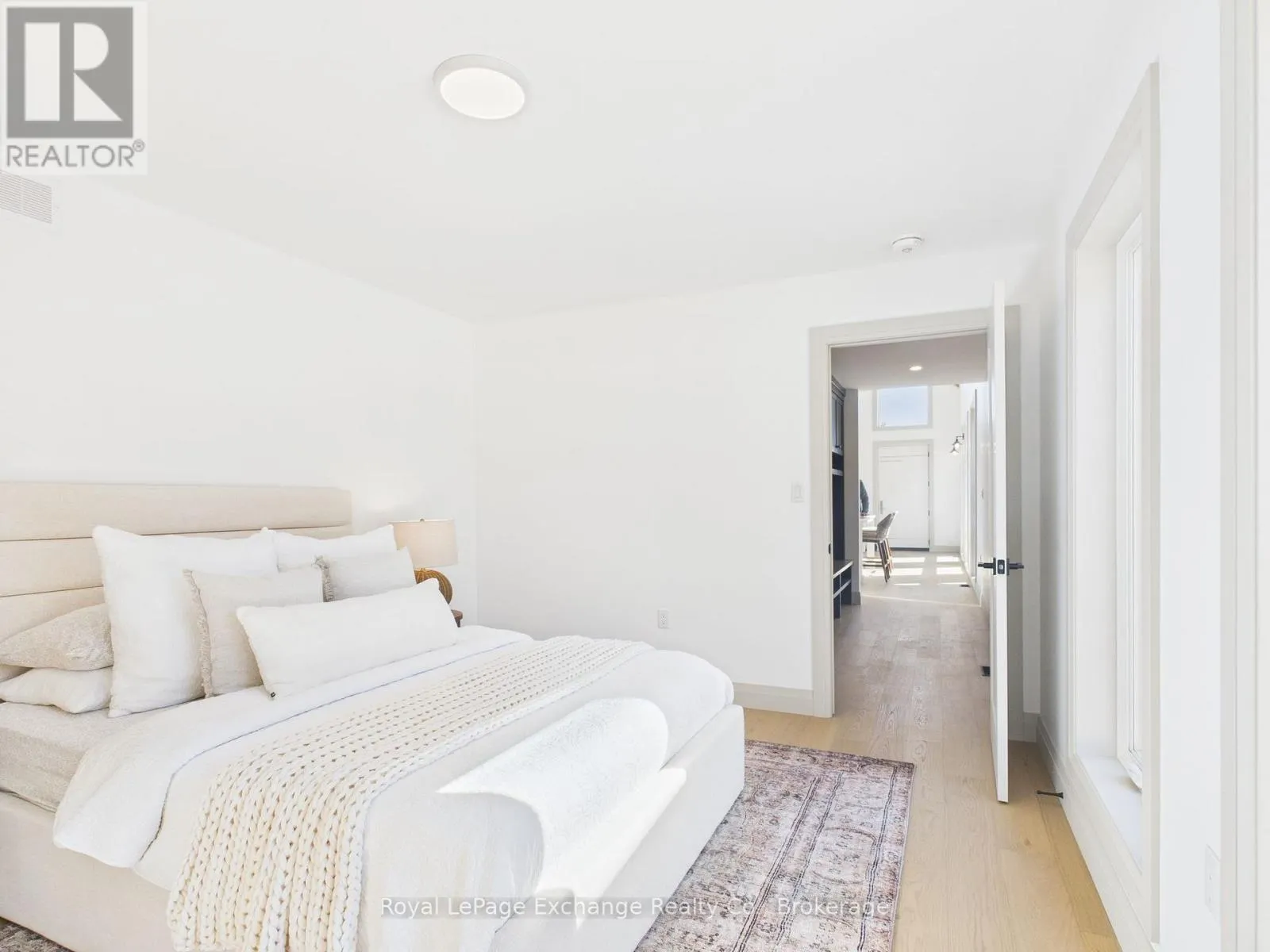 2 MARSHALL PLACE