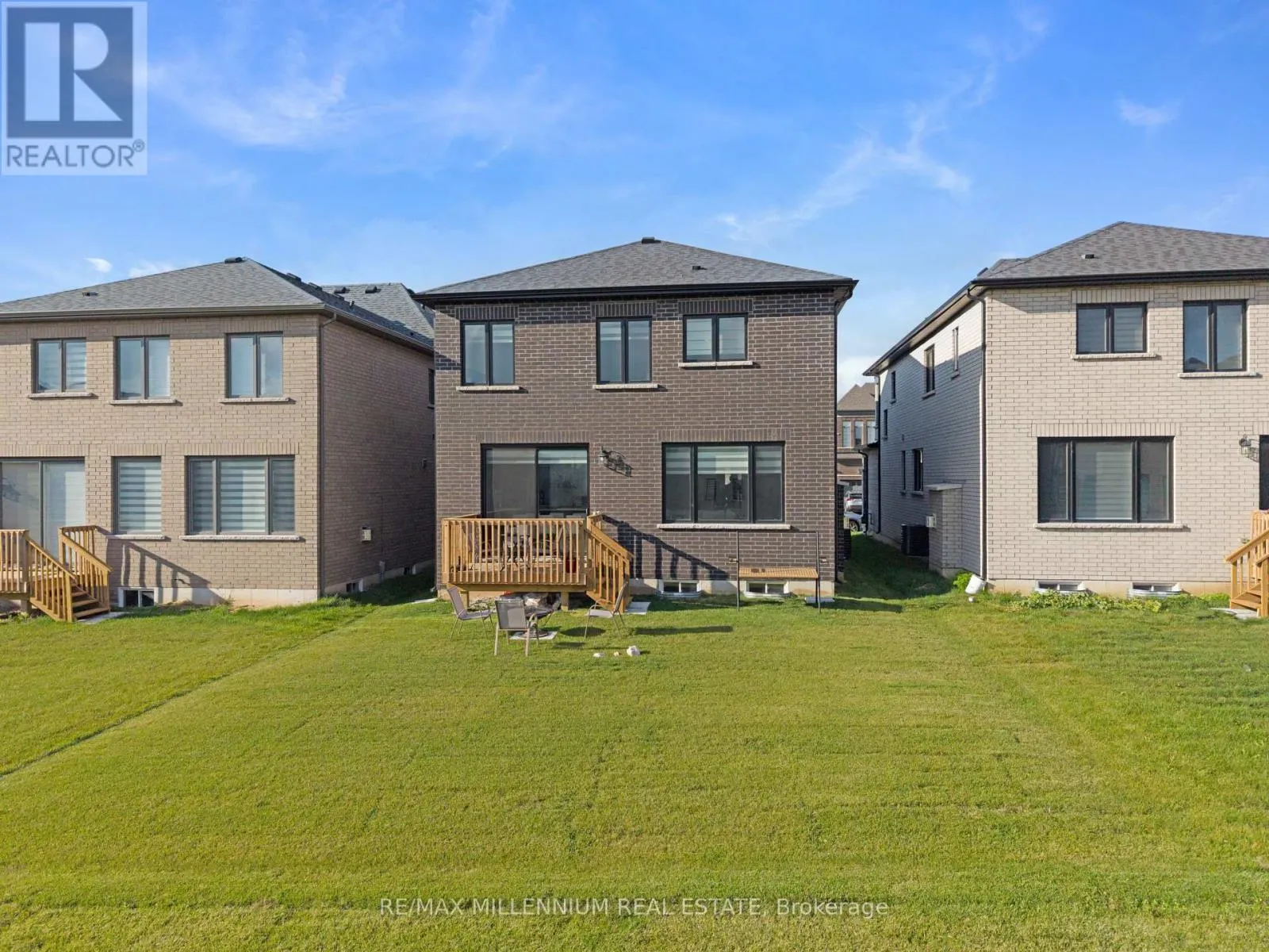816 KNIGHTS LANE