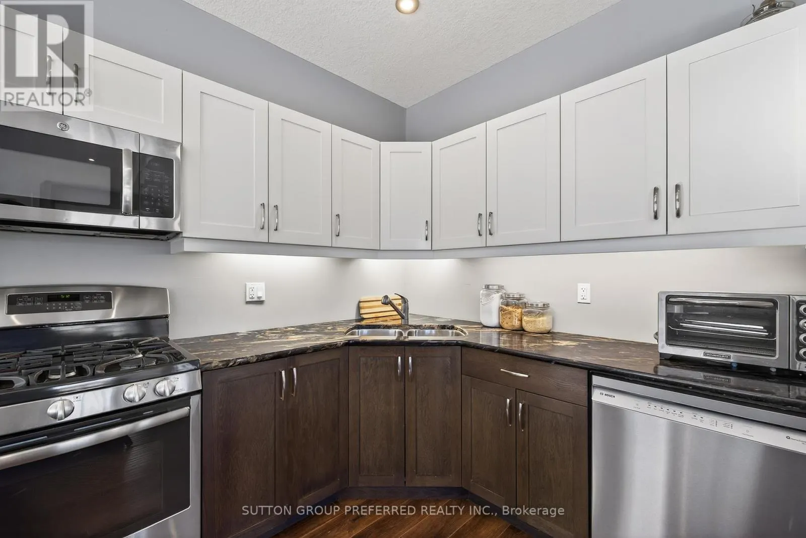 6 - 4700 HAMILTON ROAD, #6