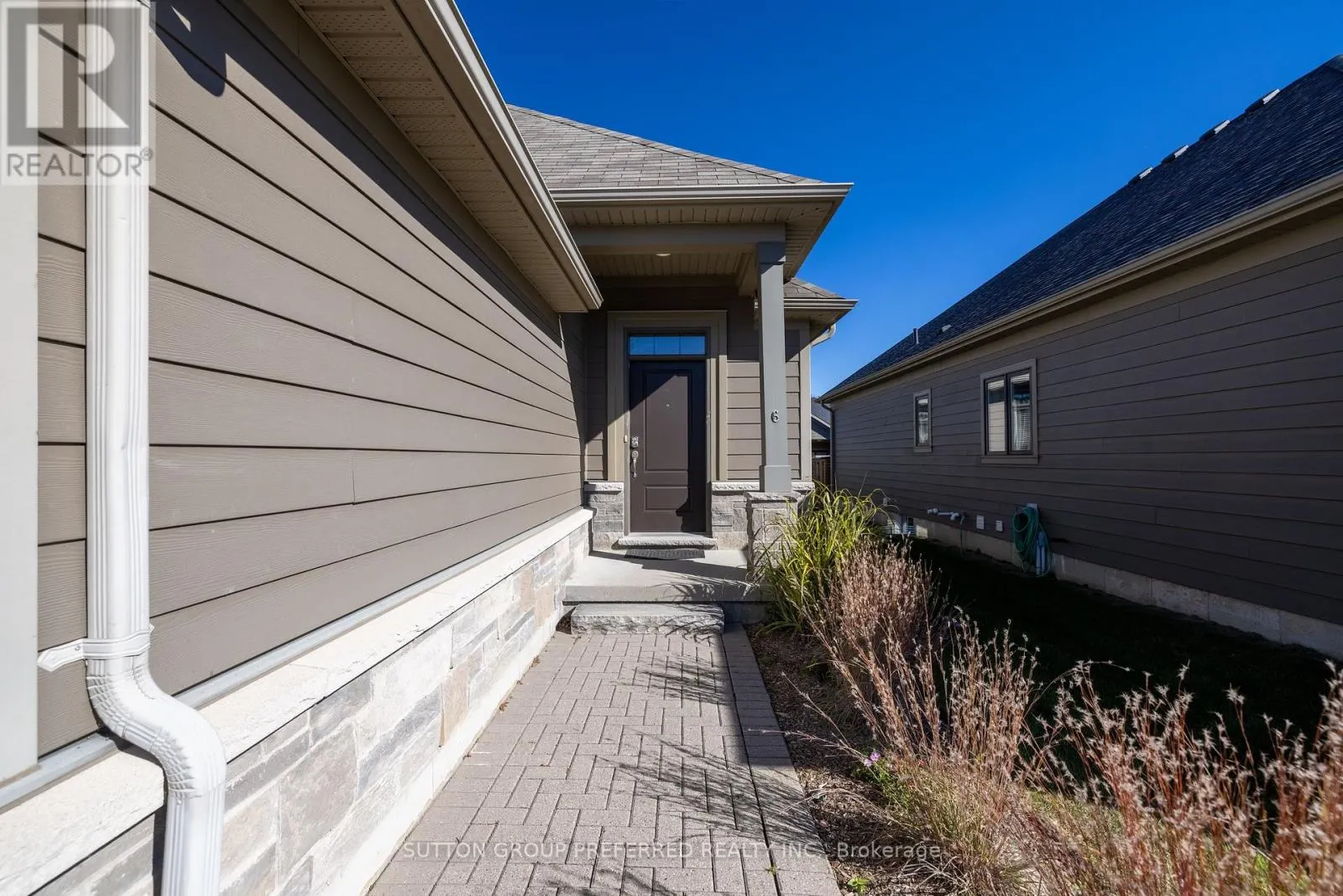 6 - 4700 HAMILTON ROAD, #6