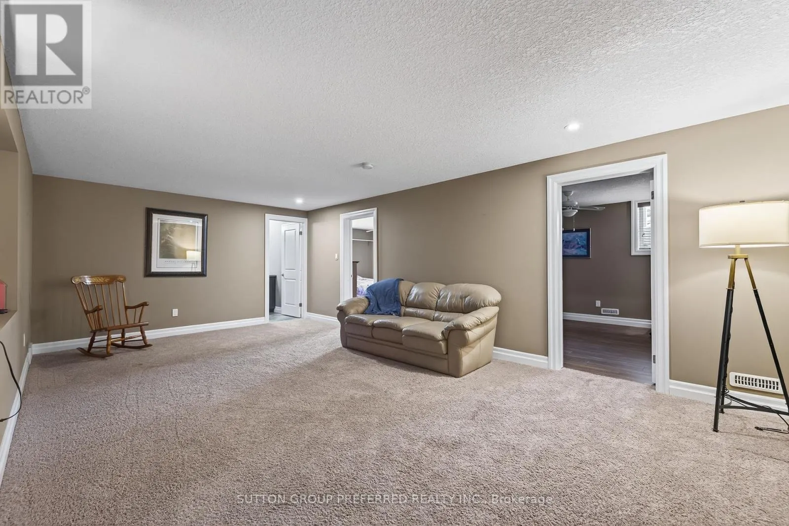 6 - 4700 HAMILTON ROAD, #6