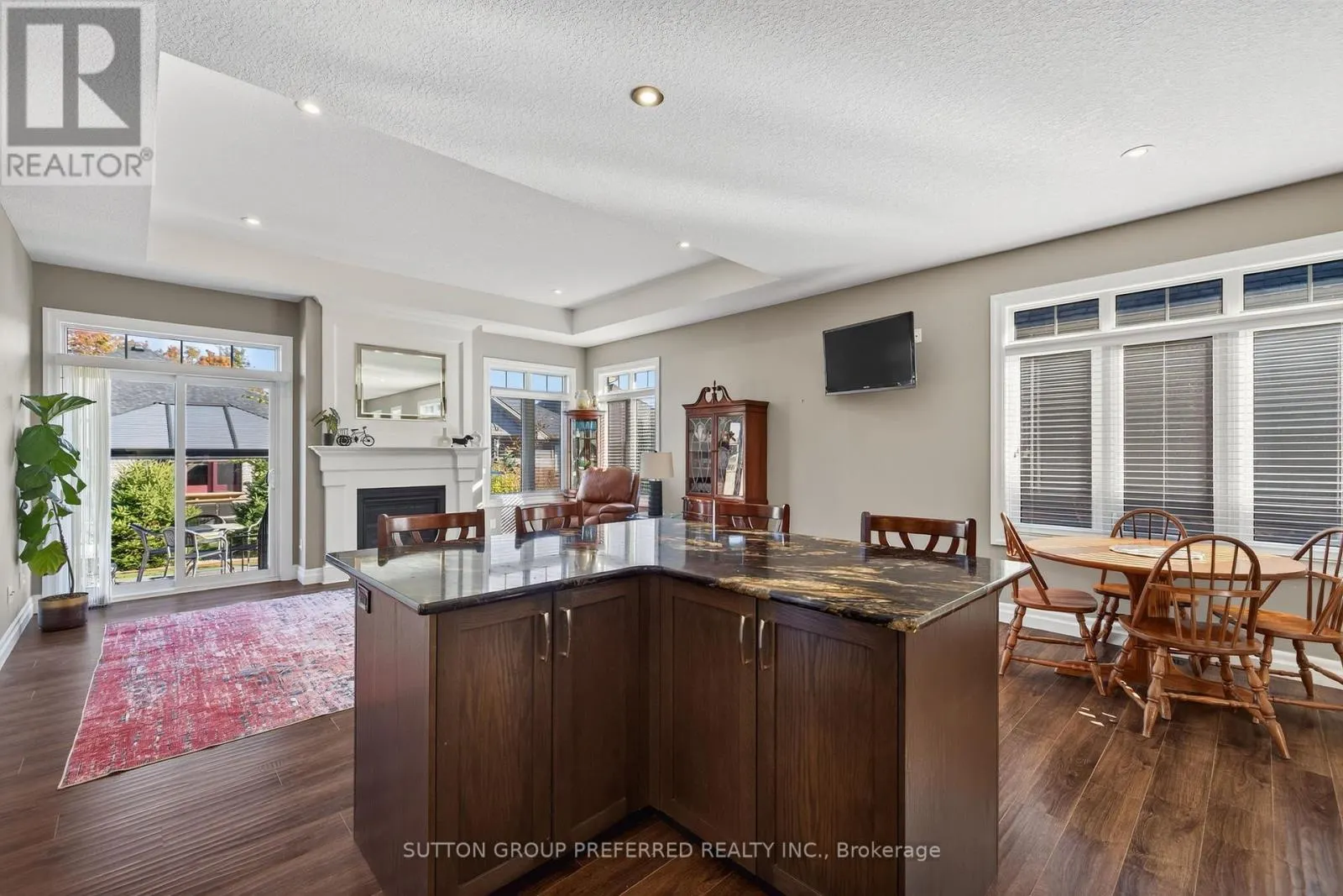 6 - 4700 HAMILTON ROAD, #6