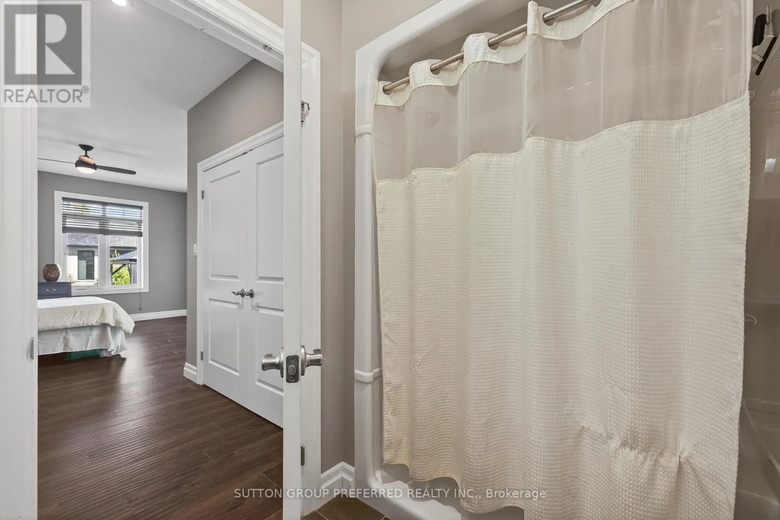 6 - 4700 HAMILTON ROAD, #6