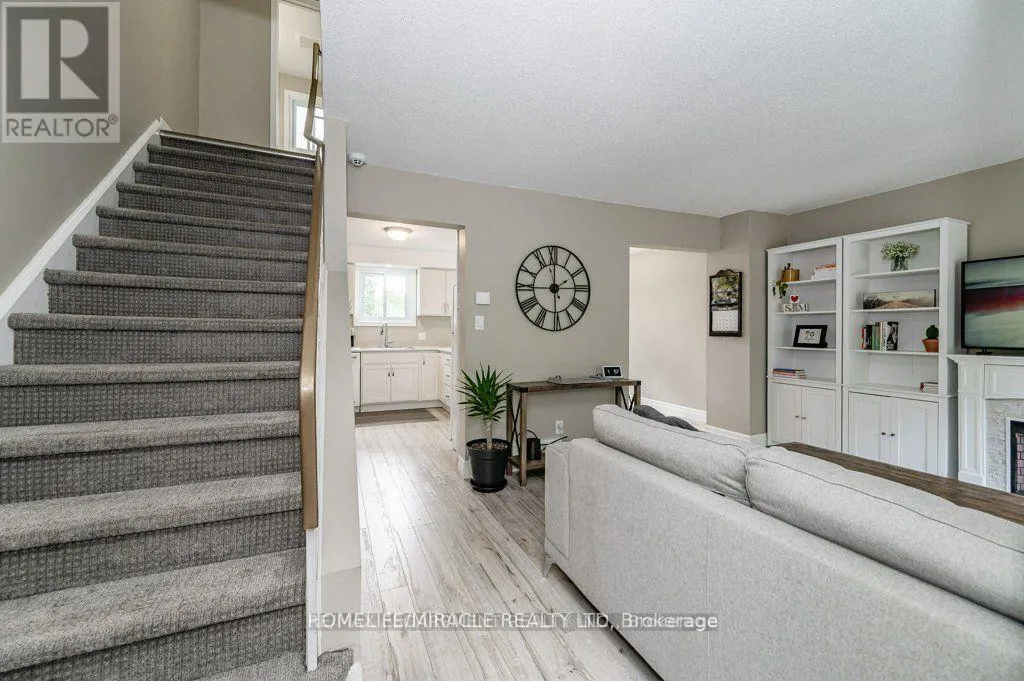 159 OLD CARRIAGE DRIVE