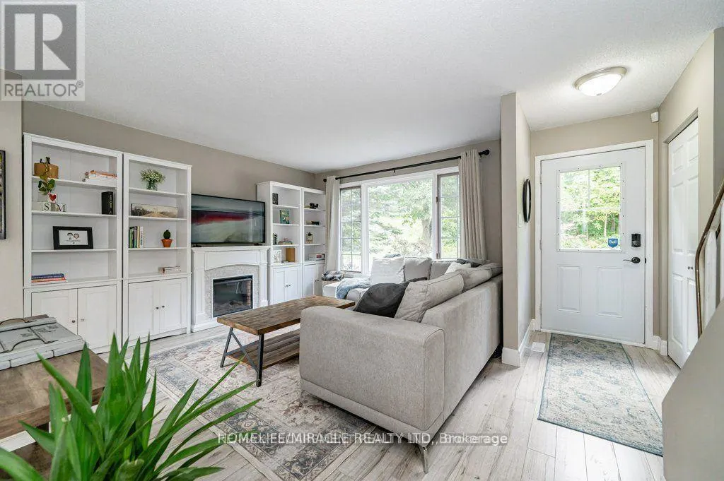 159 OLD CARRIAGE DRIVE