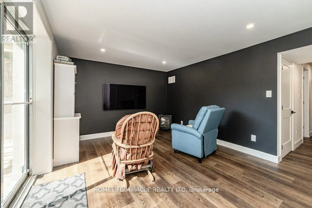 159 OLD CARRIAGE DRIVE