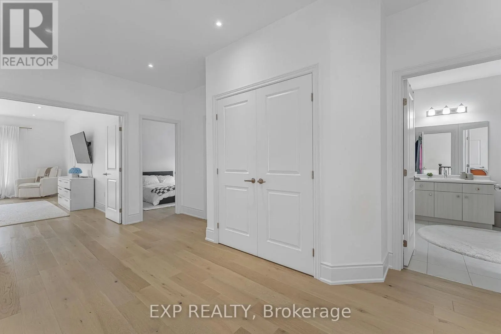3978 HIGHLAND PARK DRIVE