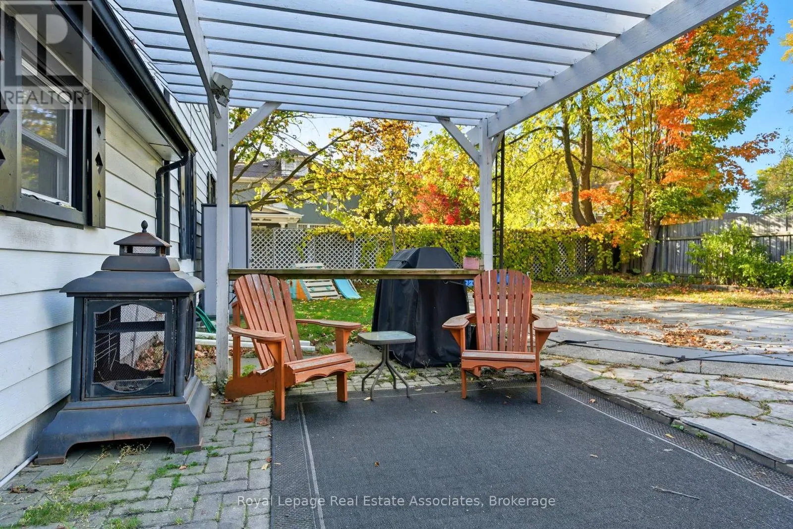 3 SHAW AVENUE E