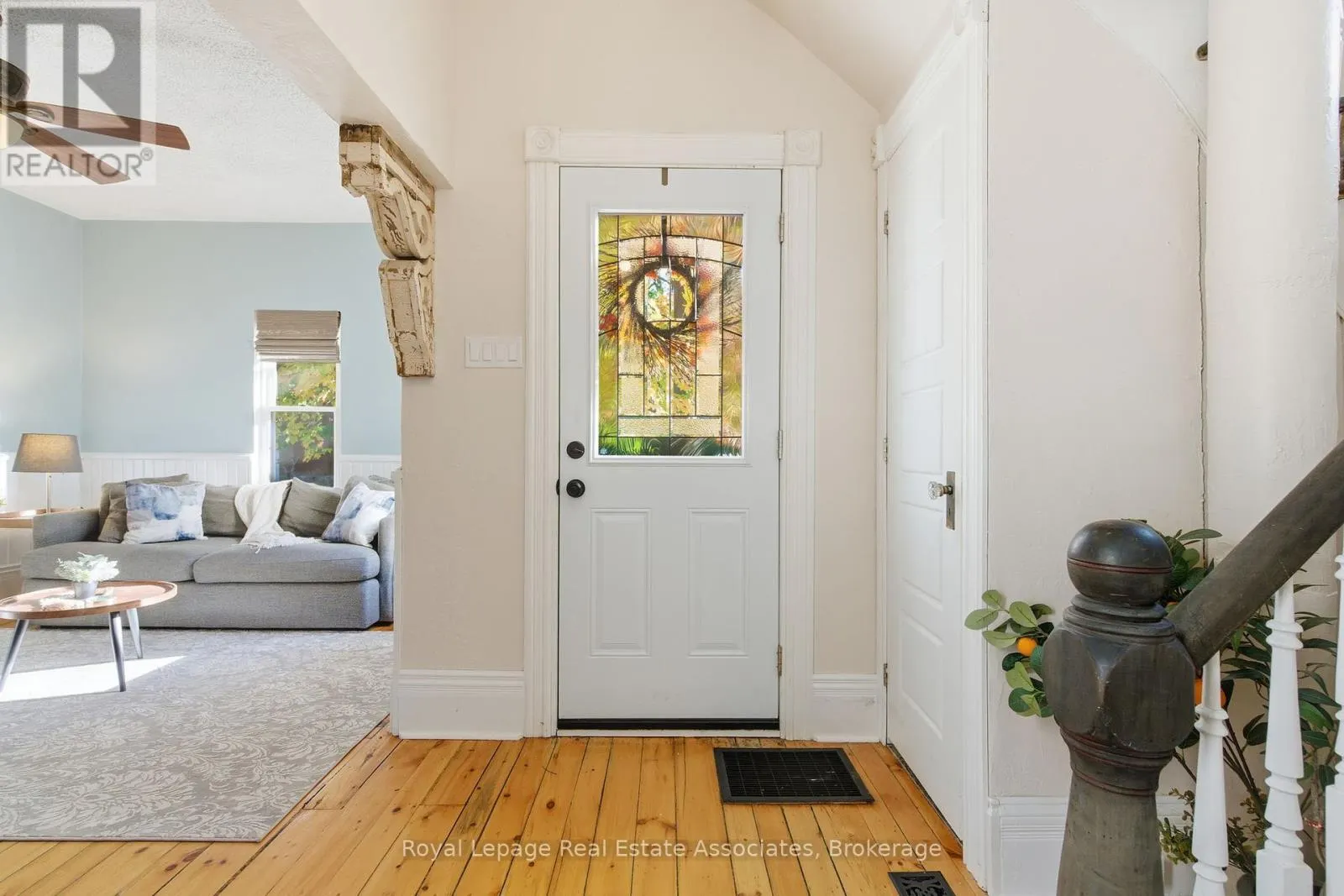 3 SHAW AVENUE E
