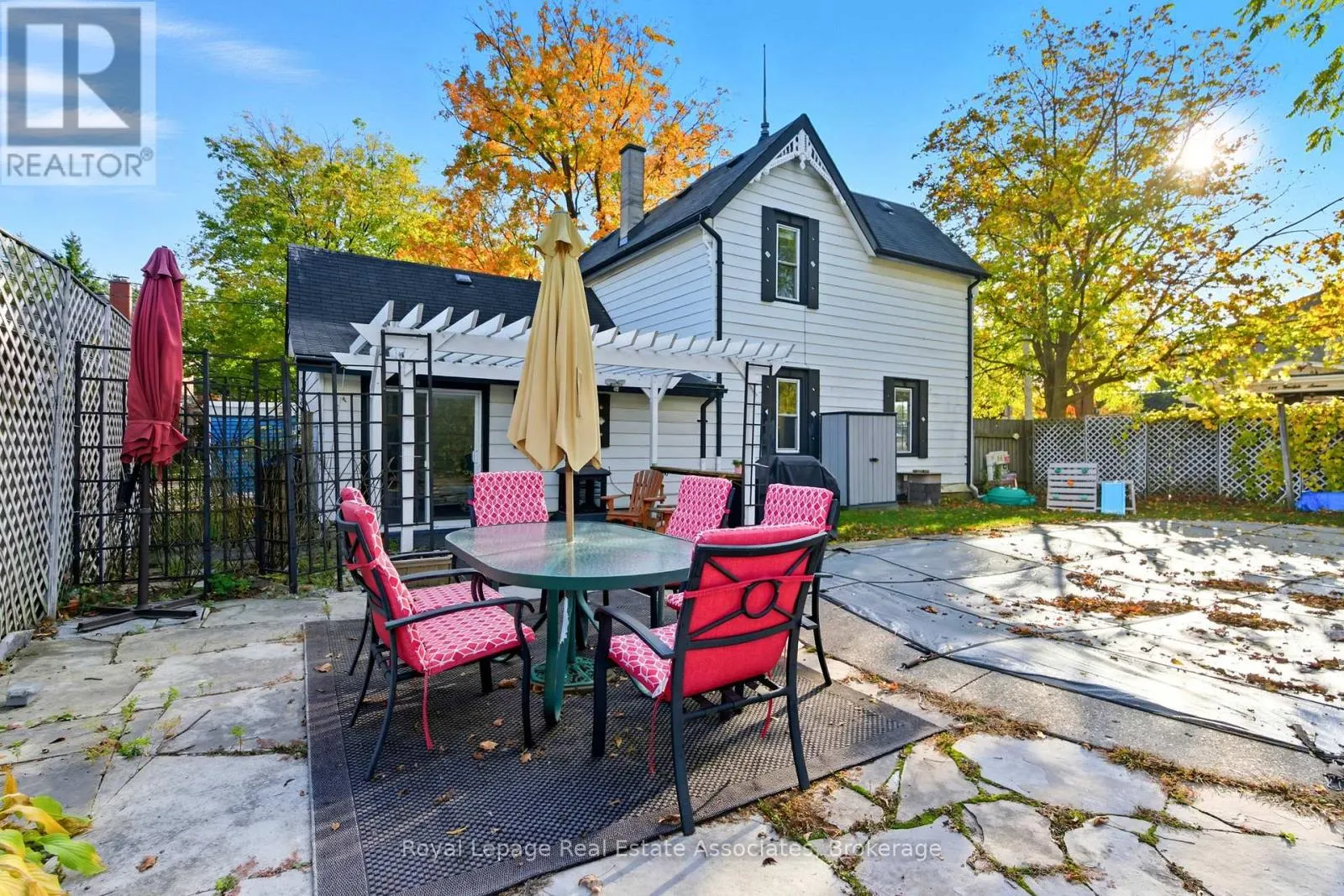 3 SHAW AVENUE E
