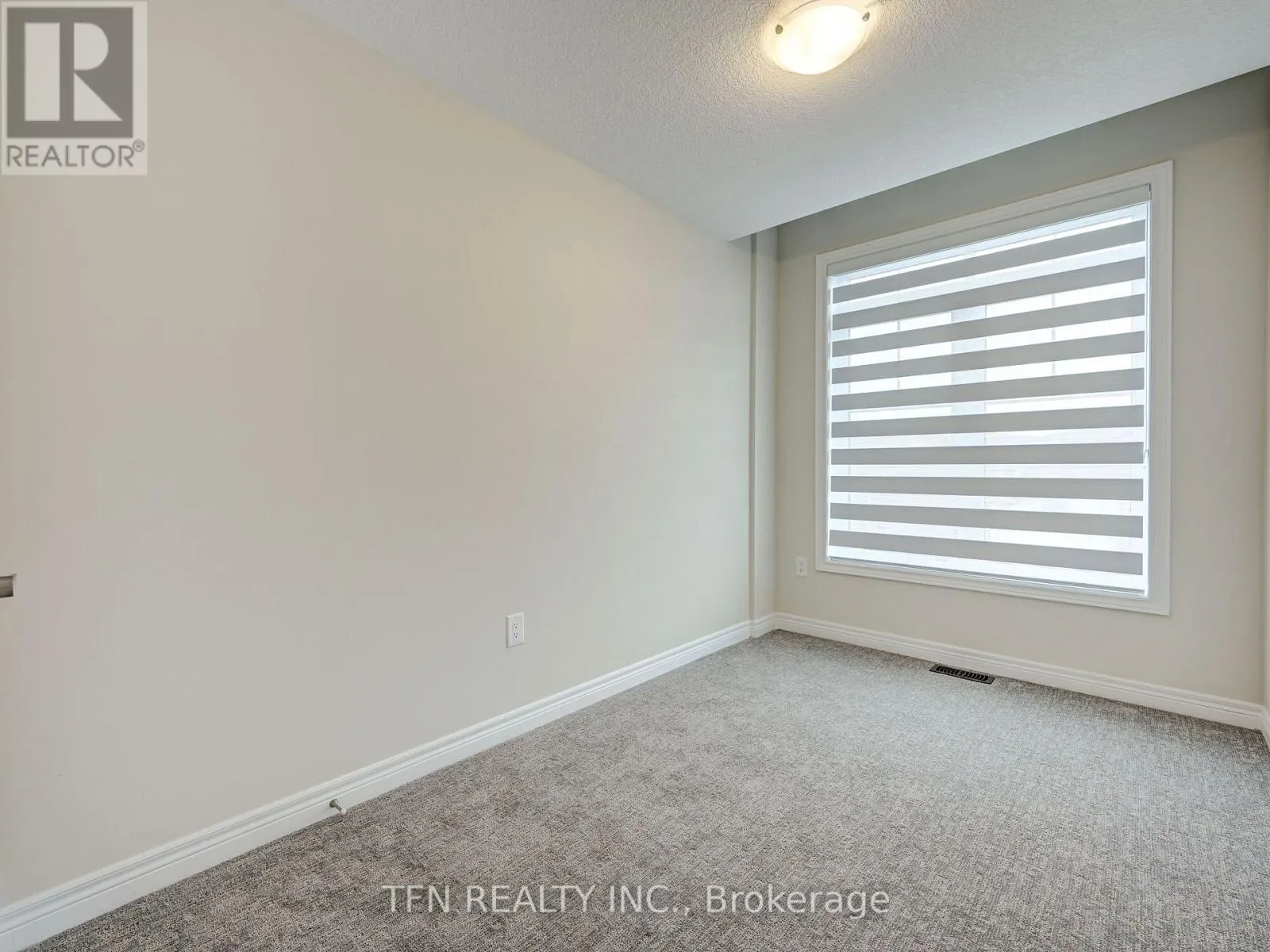 9 - 10 BIRMINGHAM DRIVE