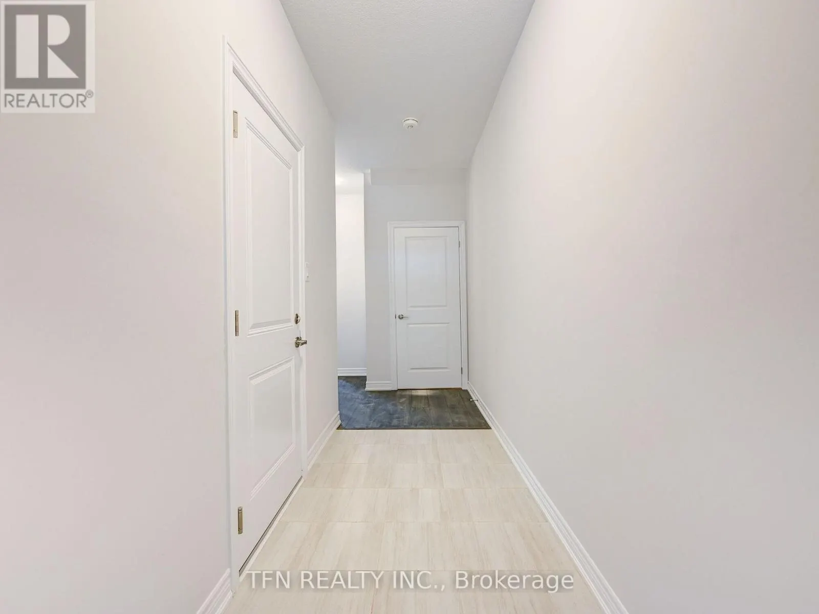9 - 10 BIRMINGHAM DRIVE