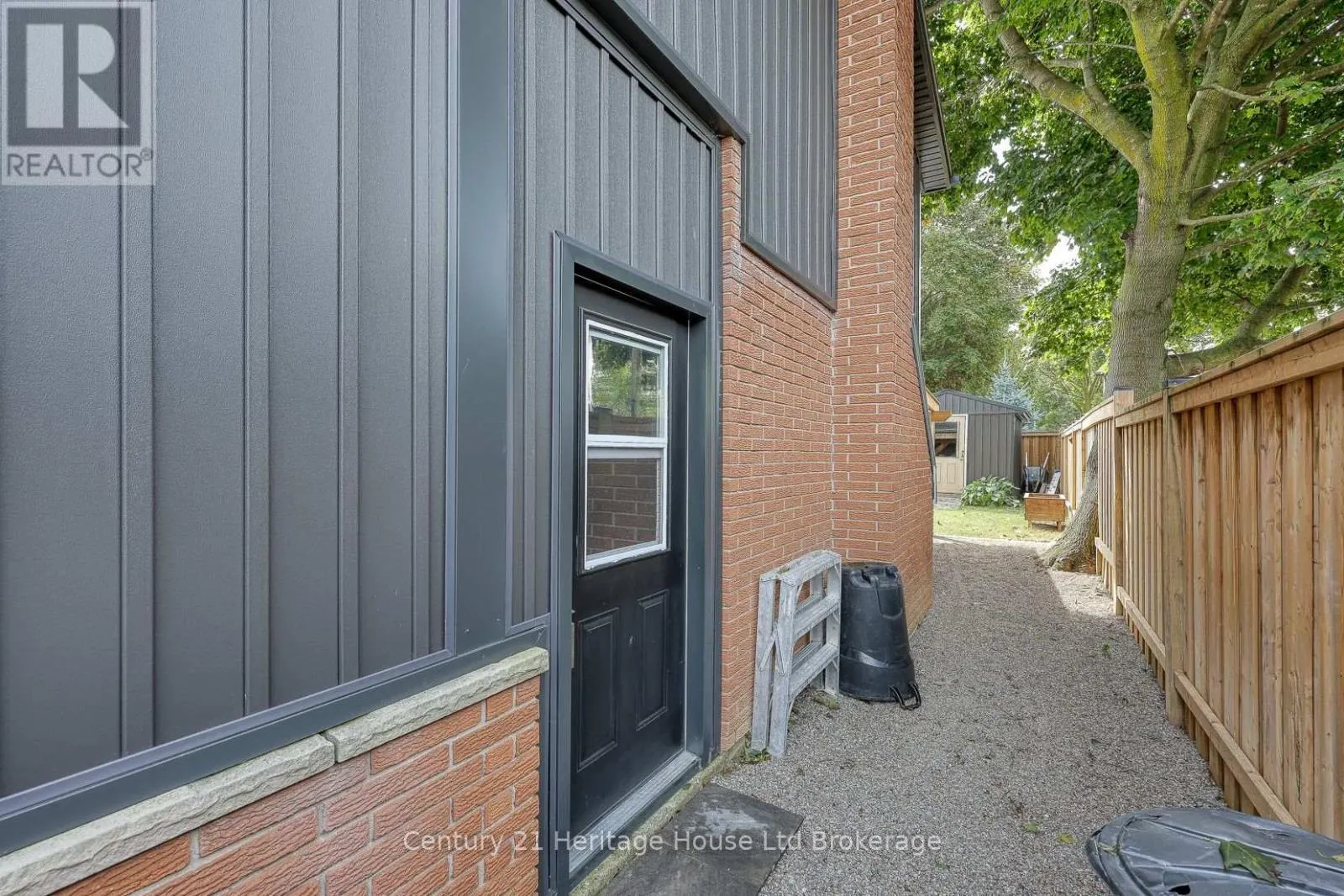 275 CARTIER DRIVE N
