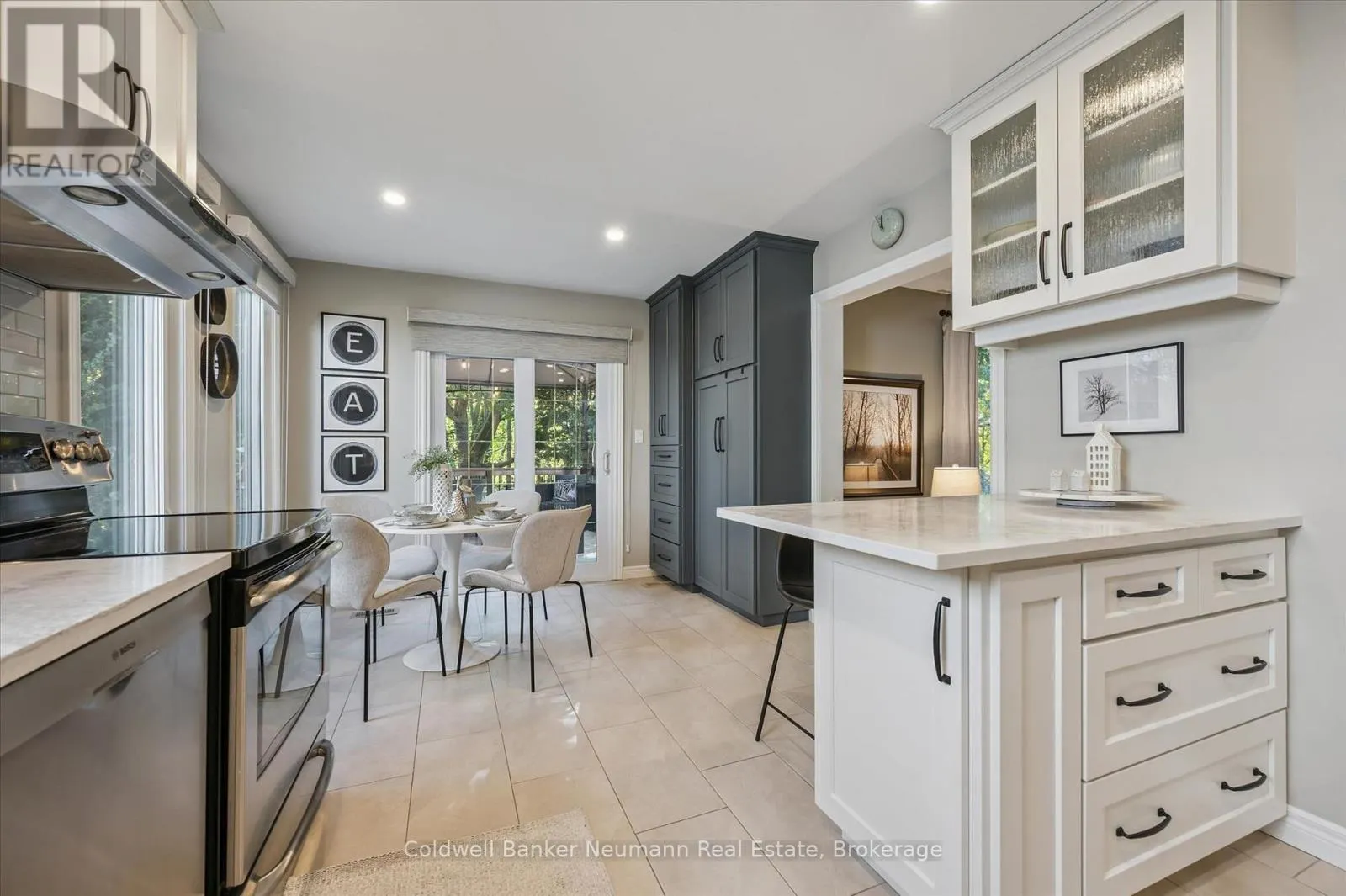 638 HOLMAN CRESCENT