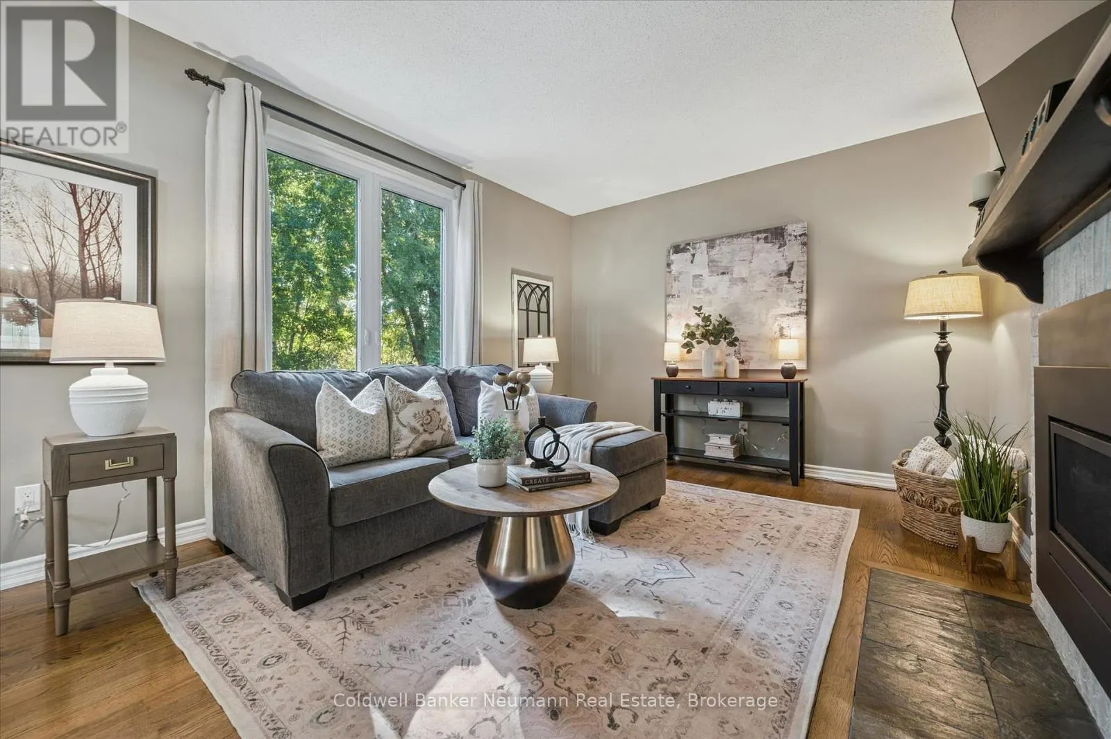638 HOLMAN CRESCENT