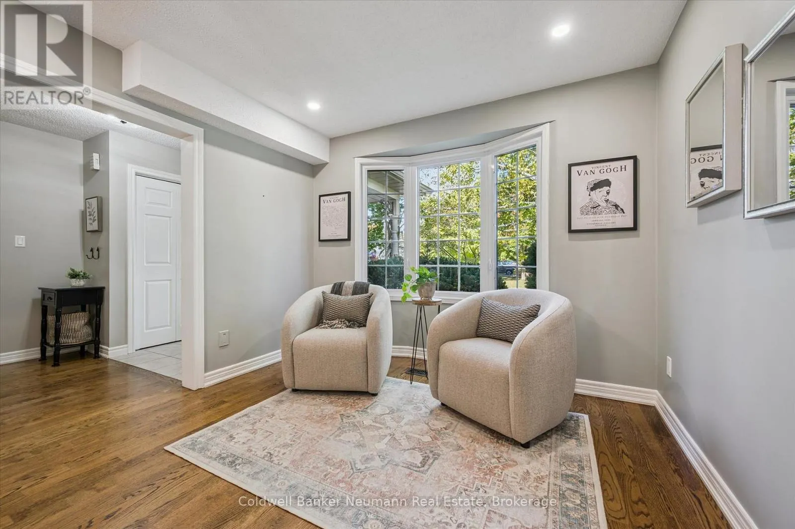 638 HOLMAN CRESCENT
