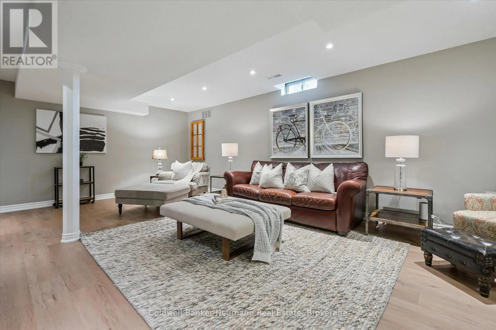 638 HOLMAN CRESCENT