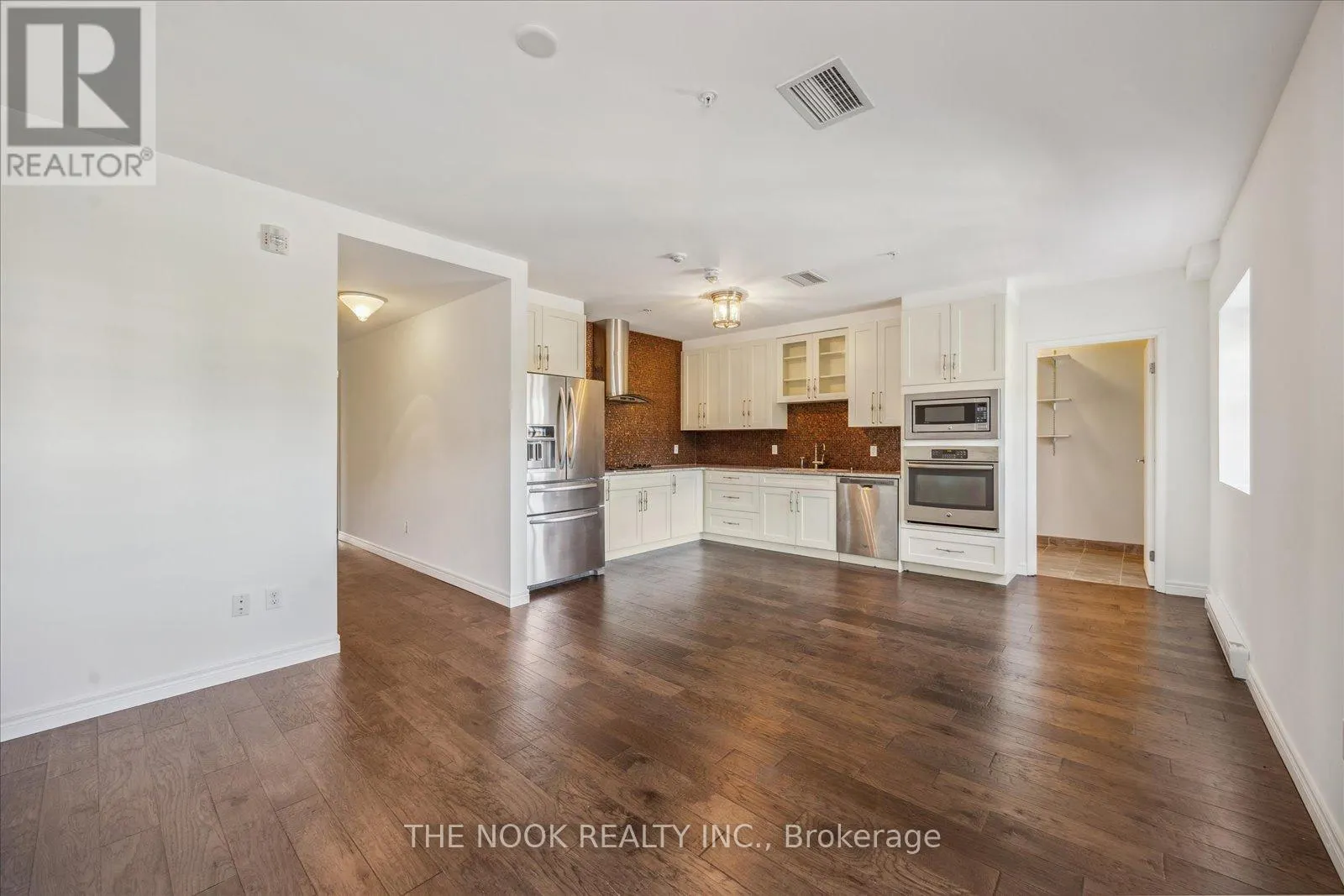 308 - 38 WALTON STREET, #308