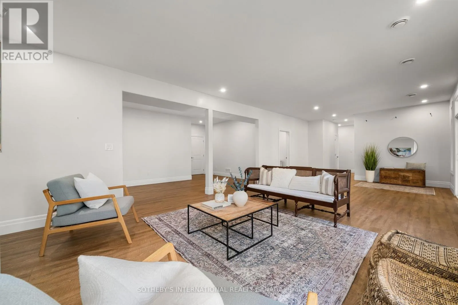 30 PINE RIDGE DRIVE