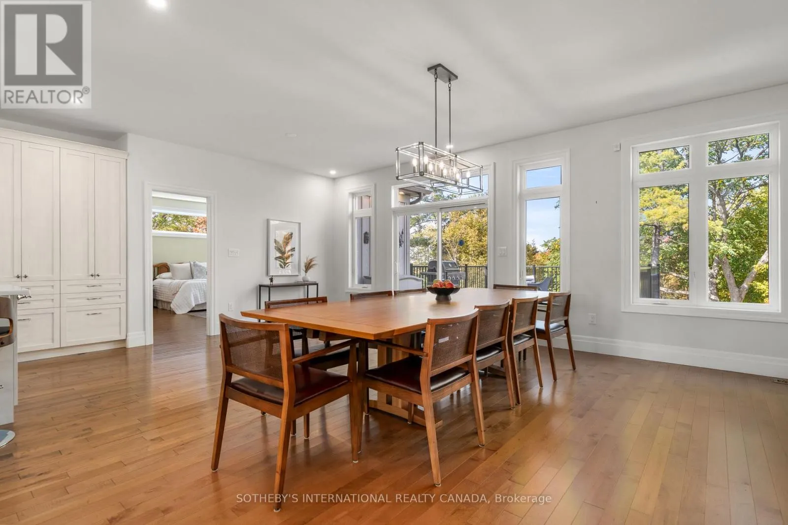 30 PINE RIDGE DRIVE