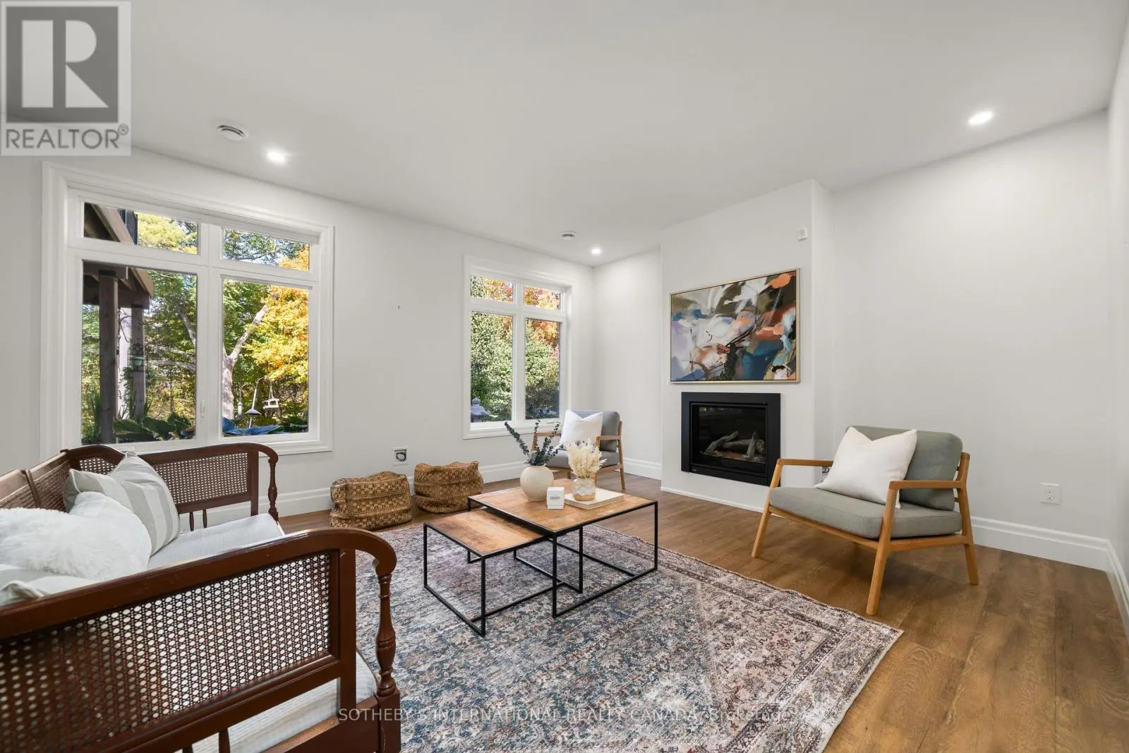 30 PINE RIDGE DRIVE