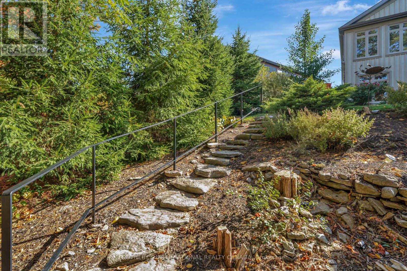 30 PINE RIDGE DRIVE