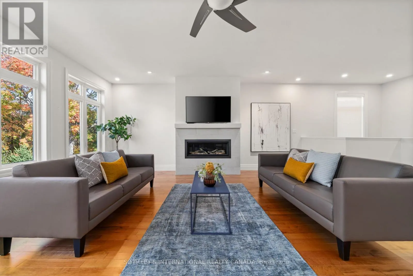 30 PINE RIDGE DRIVE