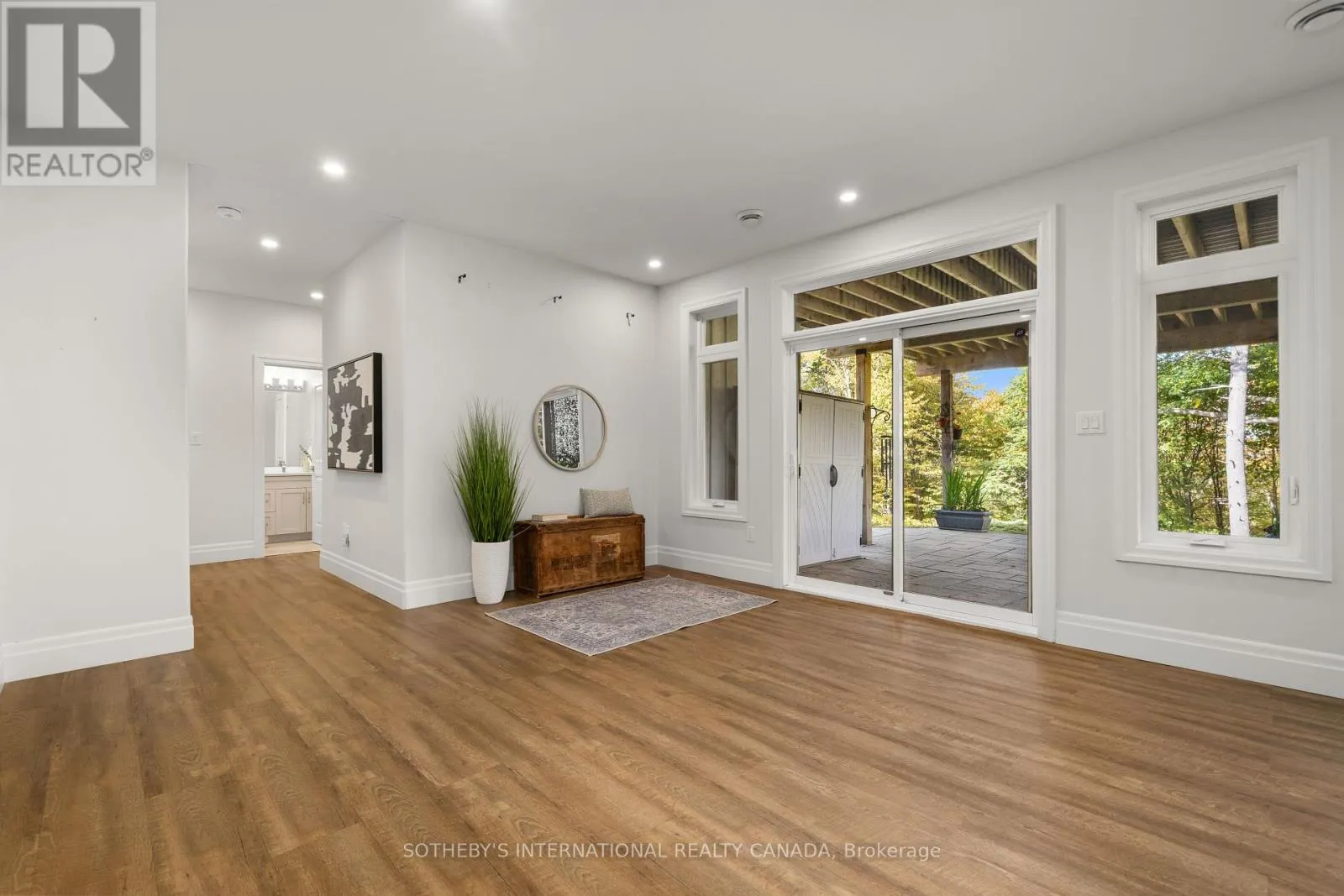 30 PINE RIDGE DRIVE