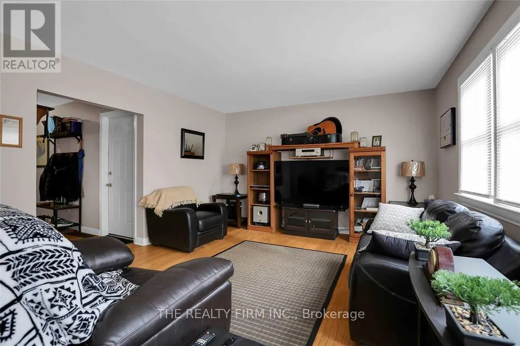 7076 LONGWOODS ROAD