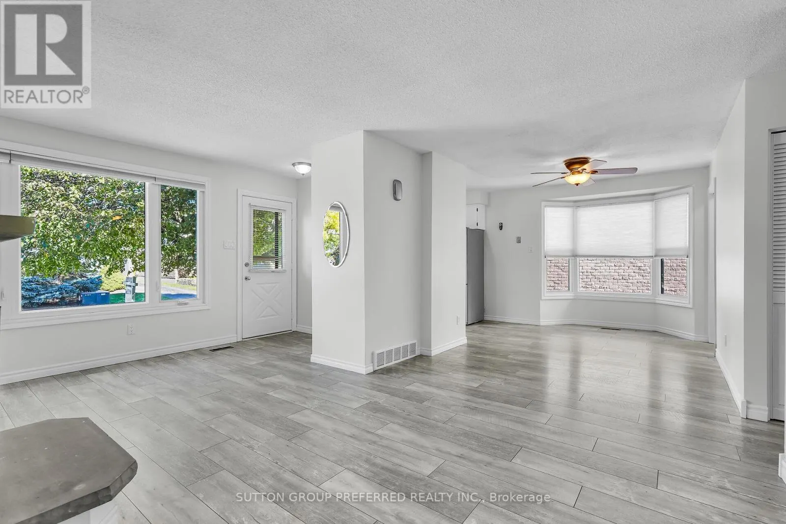 34 HEARTHSIDE PLACE