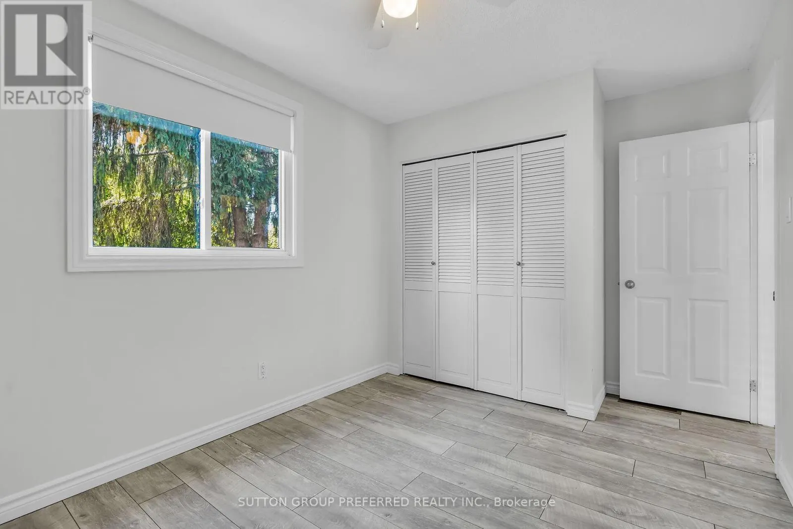 34 HEARTHSIDE PLACE