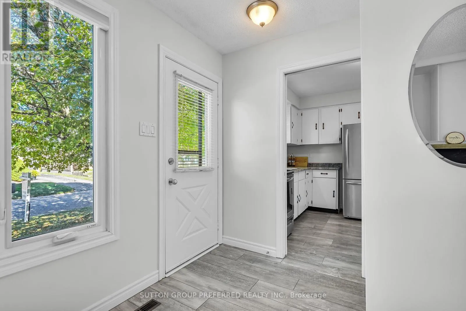 34 HEARTHSIDE PLACE