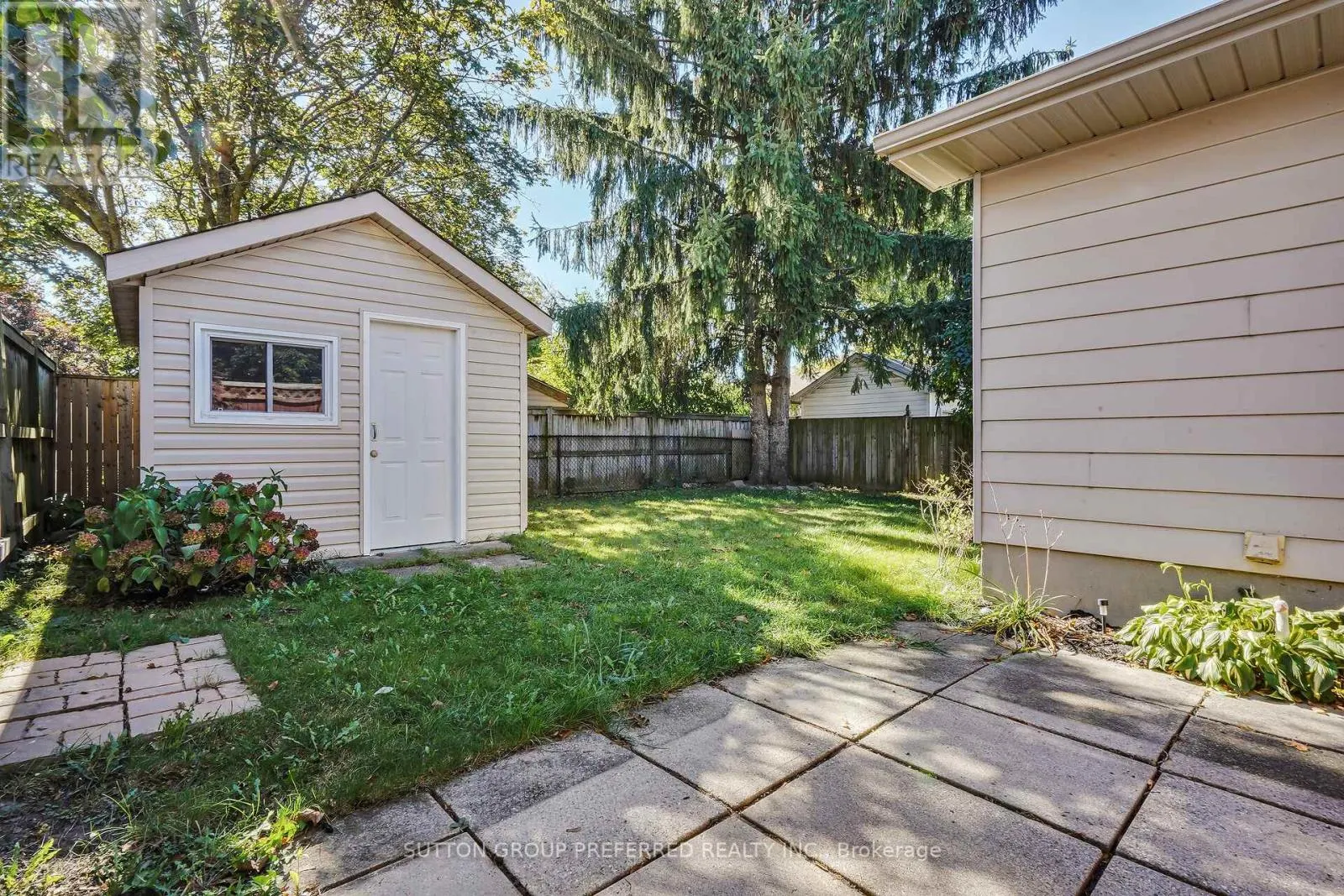 34 HEARTHSIDE PLACE