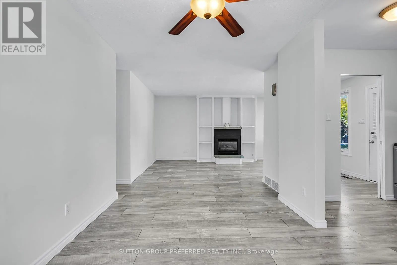 34 HEARTHSIDE PLACE