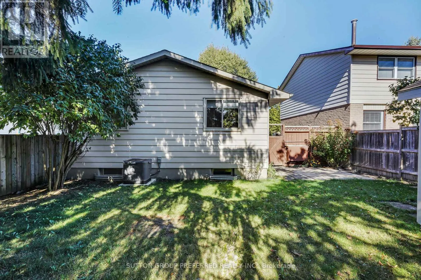 34 HEARTHSIDE PLACE