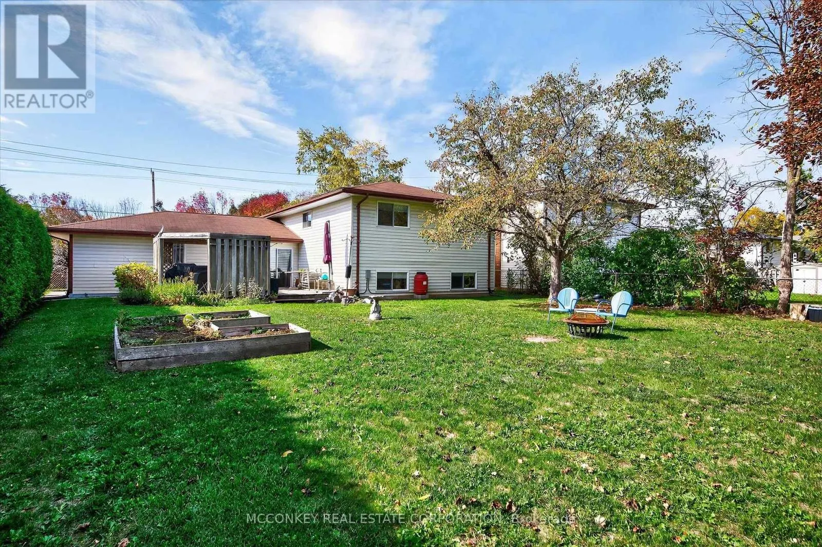 1216 HILLIARD STREET