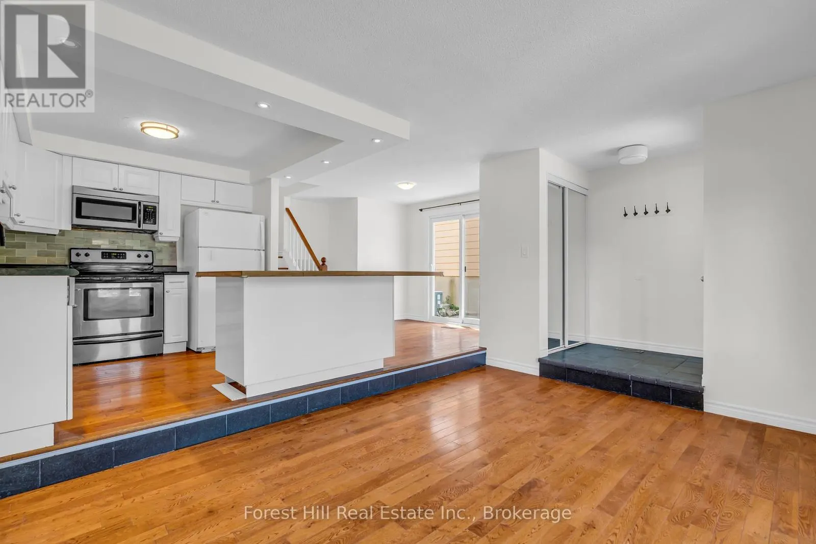 15 HOMESTEAD PLACE