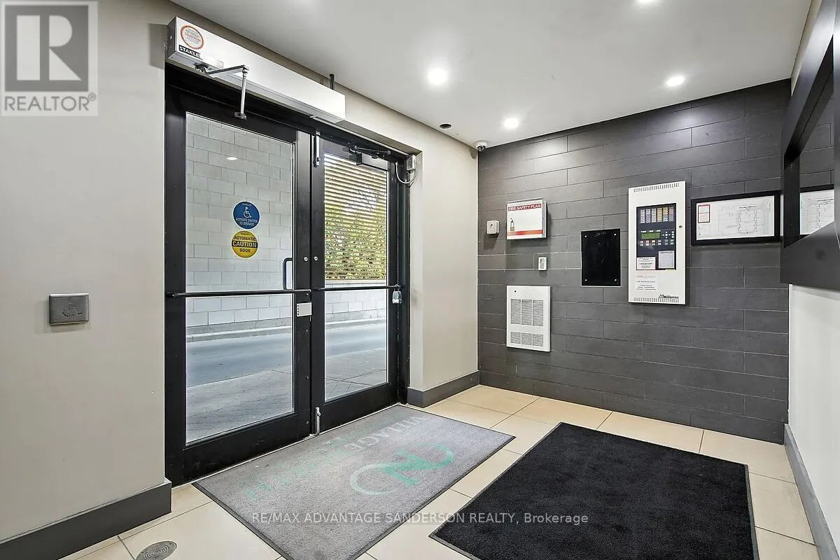 304 - 89 RIDOUT STREET S, #304