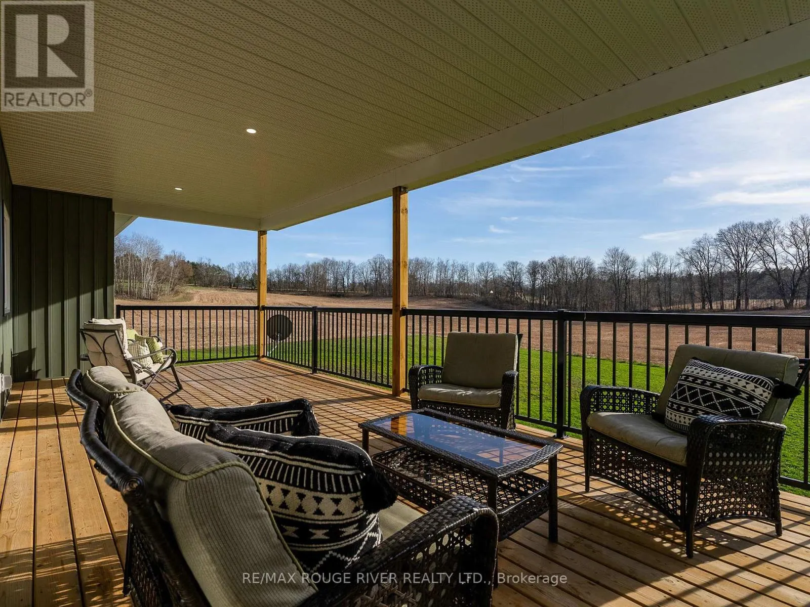 298 TOBACCO ROAD