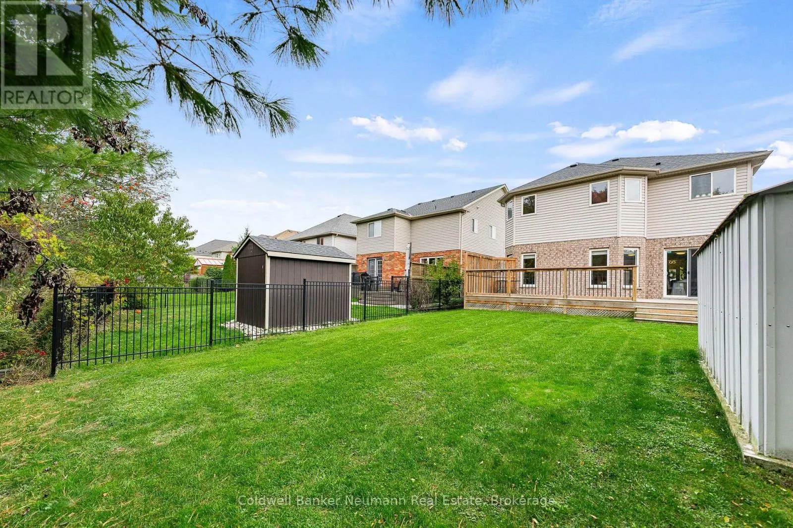 42 MCARTHUR DRIVE
