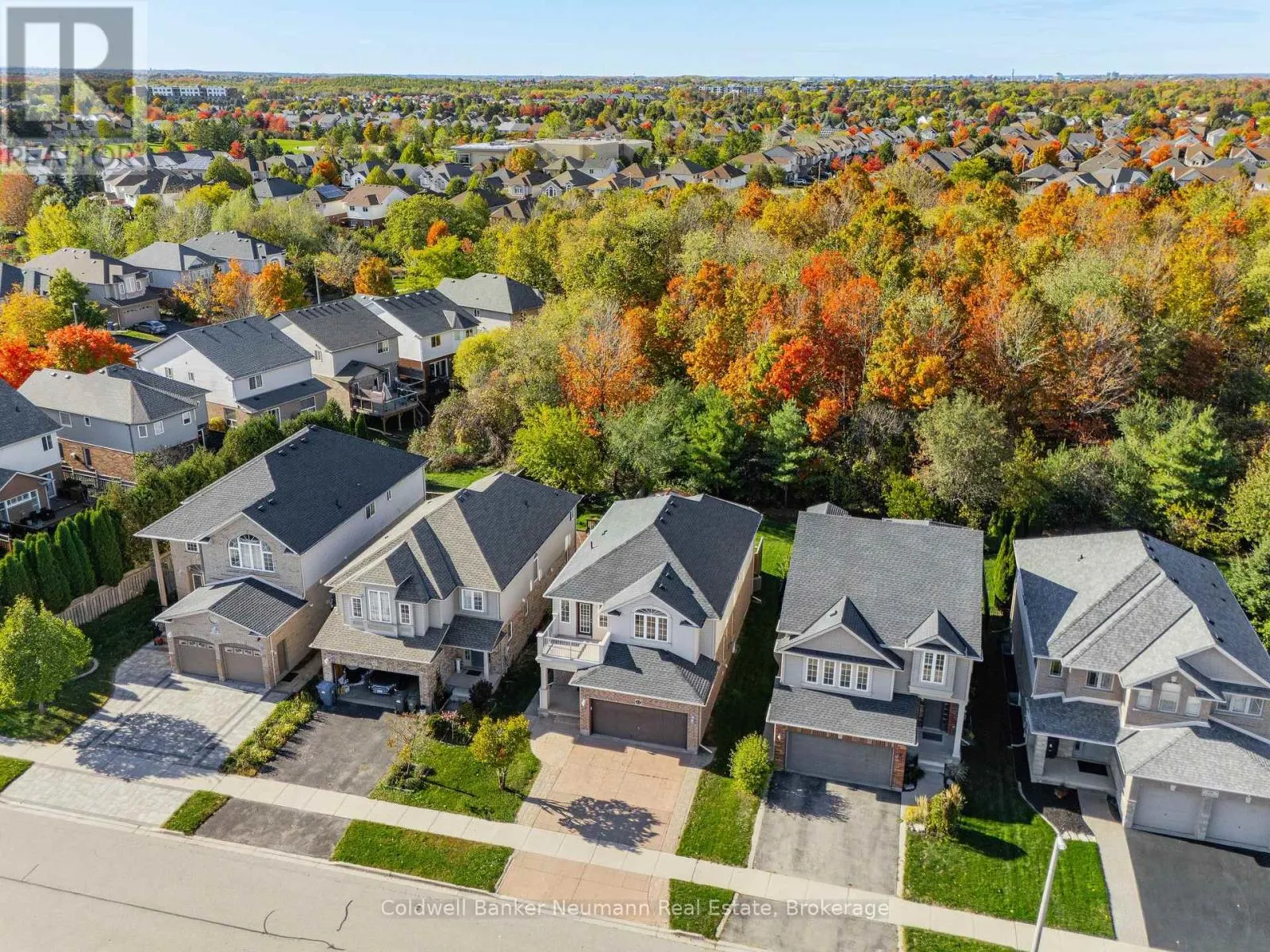 42 MCARTHUR DRIVE