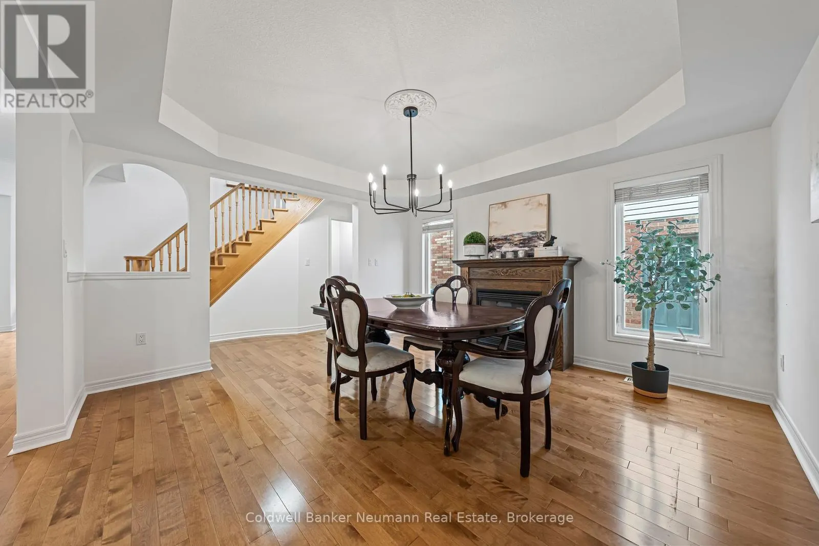 42 MCARTHUR DRIVE