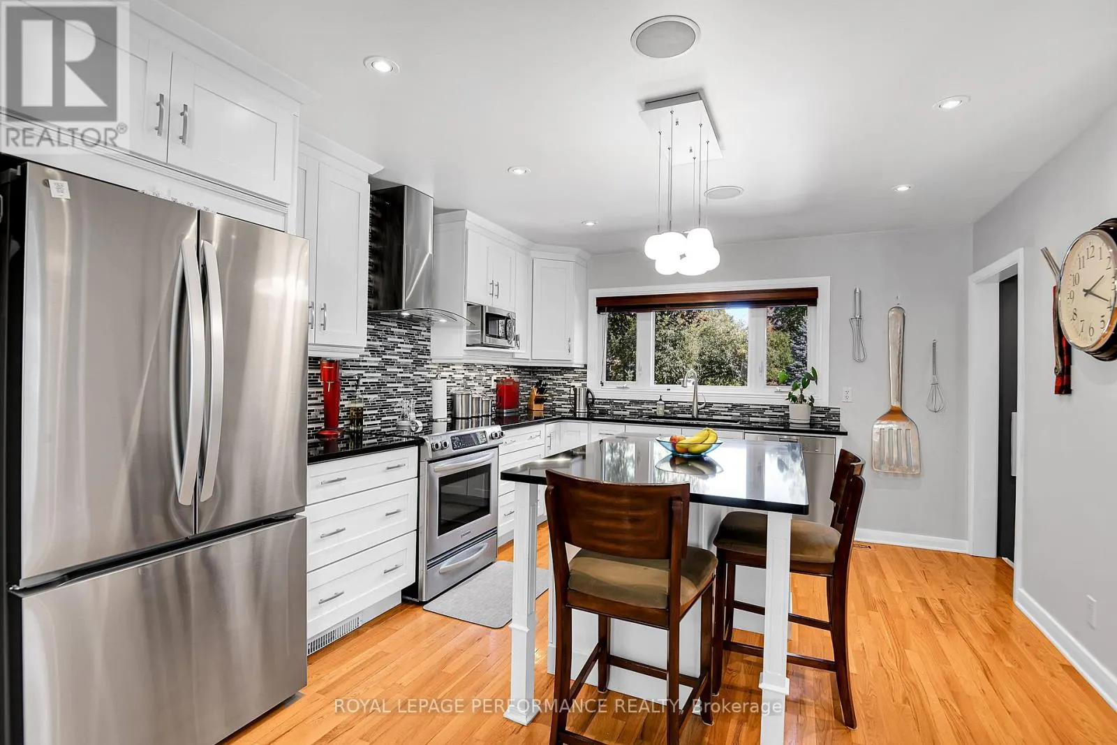 2239 WEBSTER AVENUE
