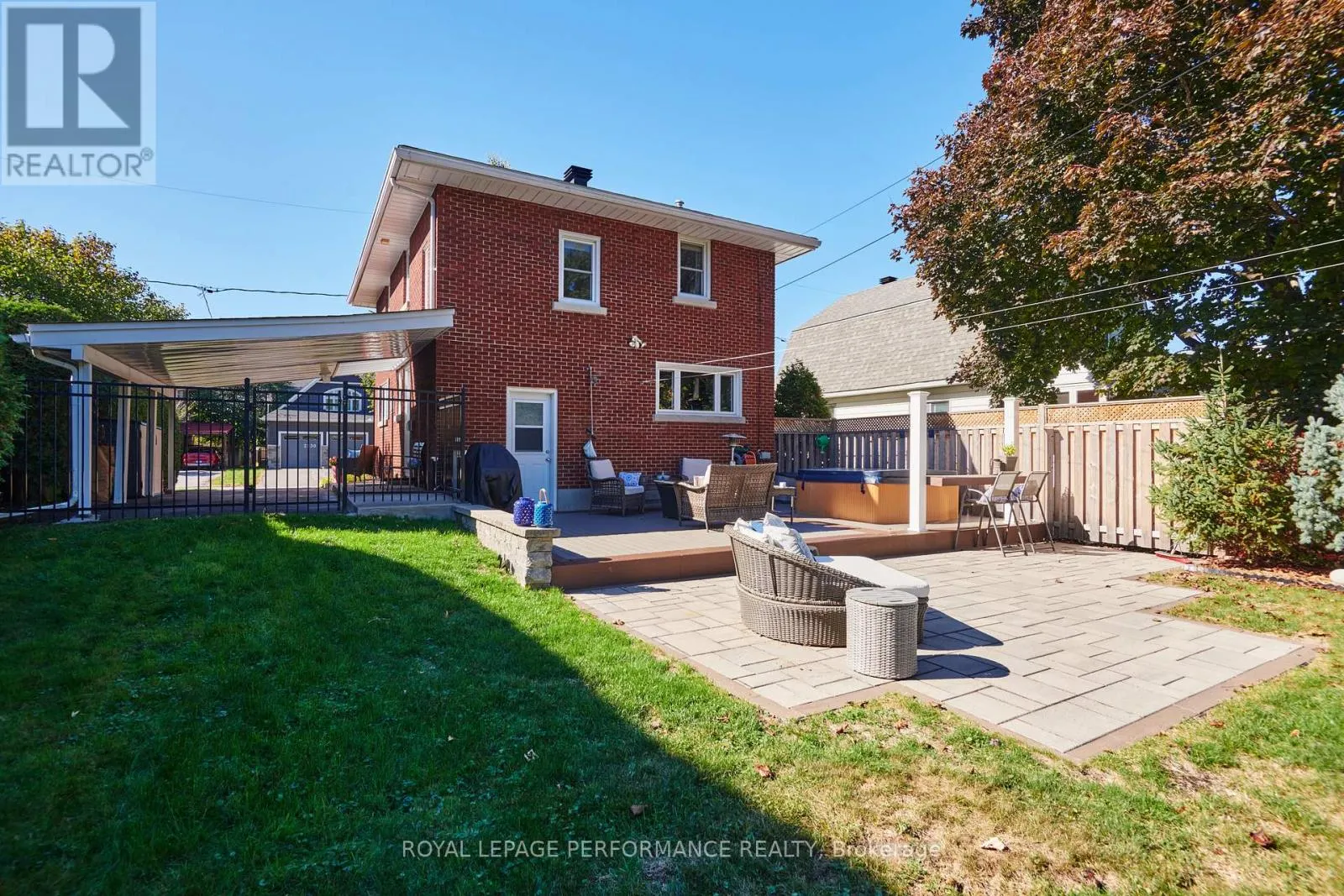 2239 WEBSTER AVENUE