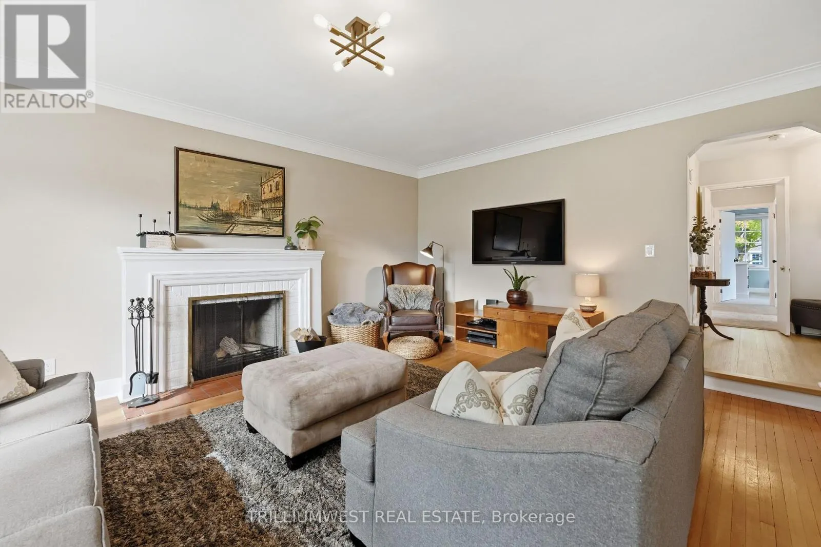 7 AVALON AVENUE