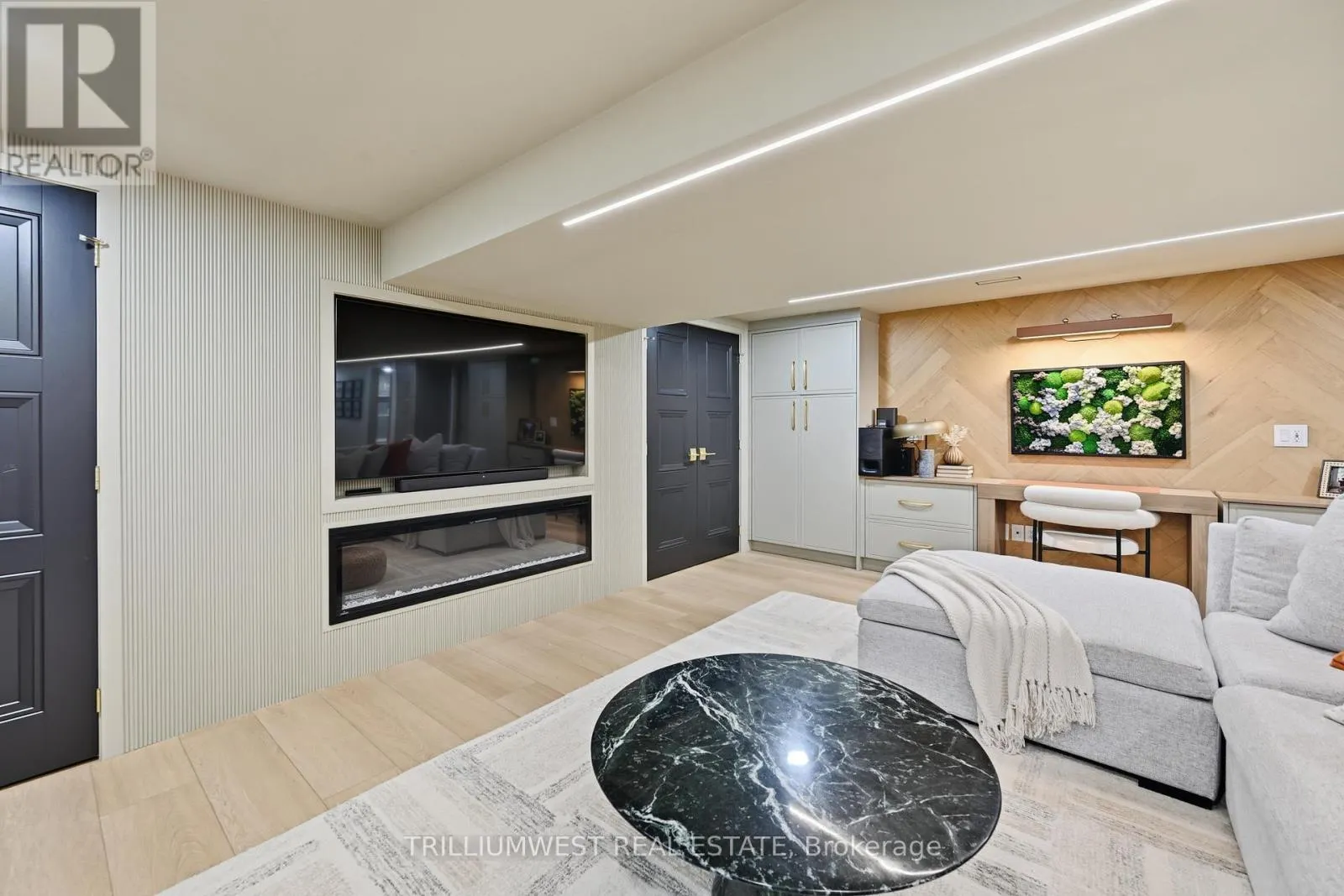 7 AVALON AVENUE