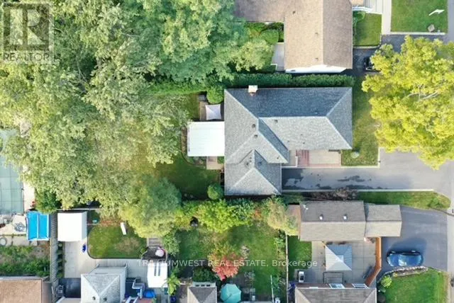 7 AVALON AVENUE