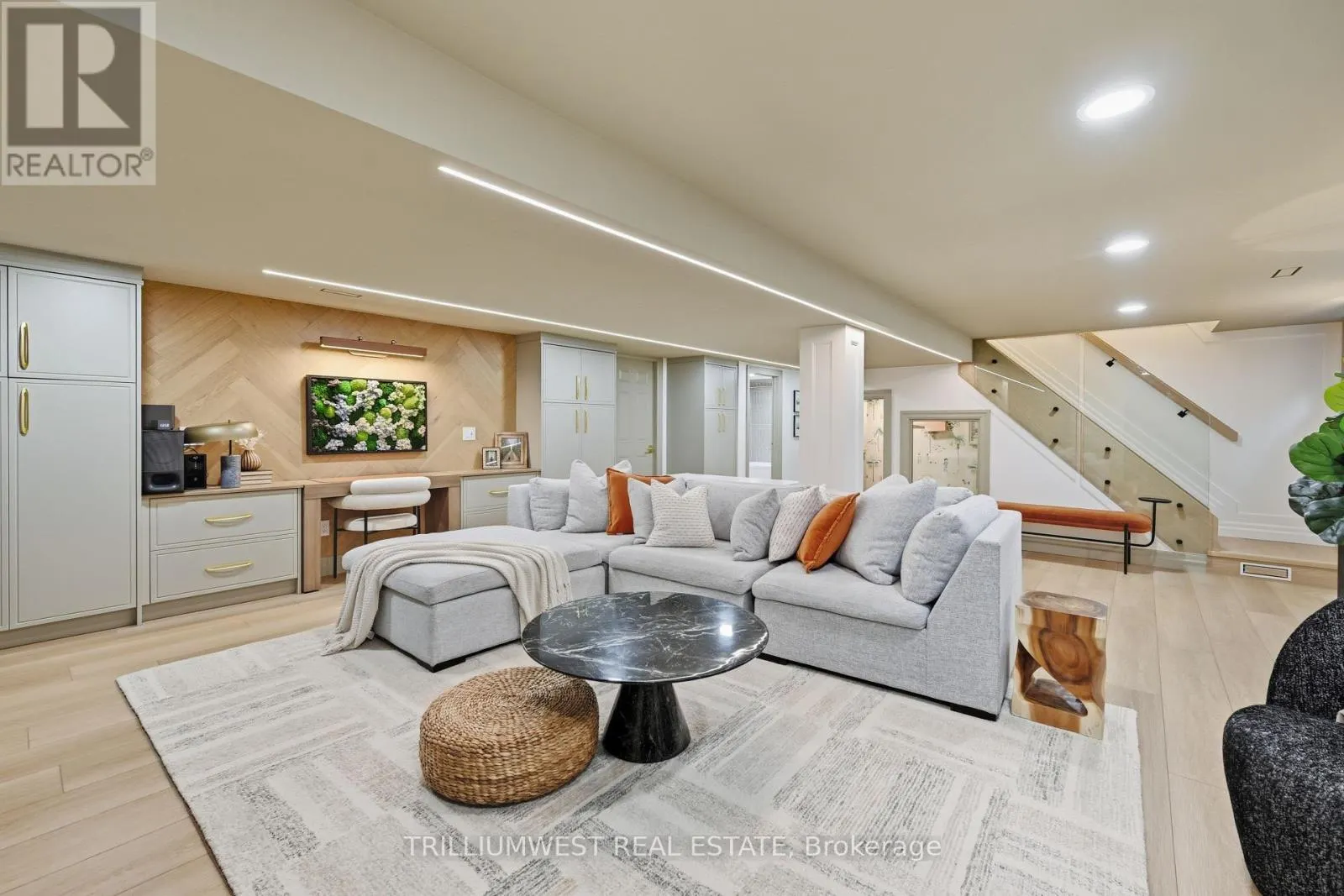 7 AVALON AVENUE